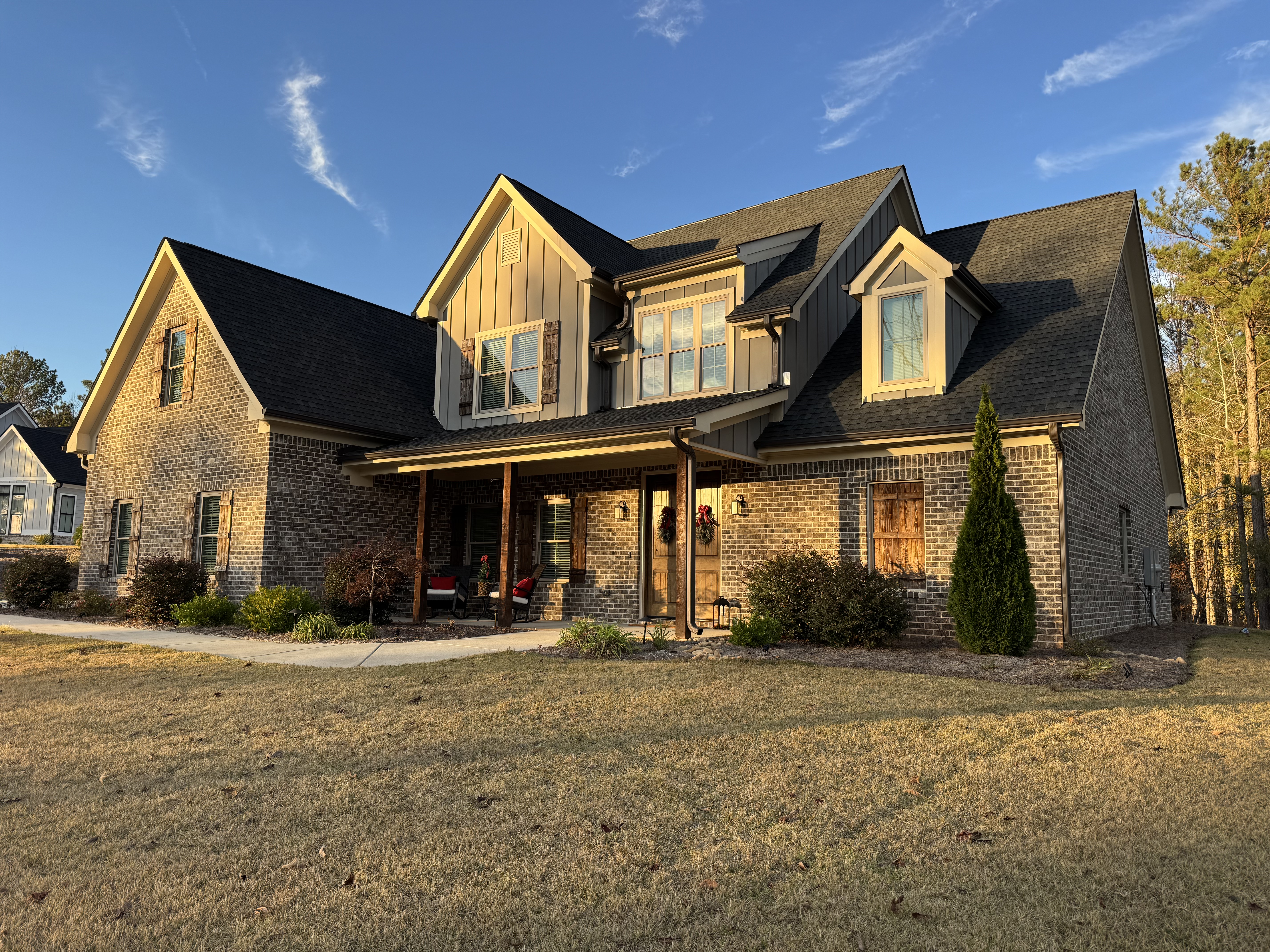 Front exterior of 303 Tuxedo Circle